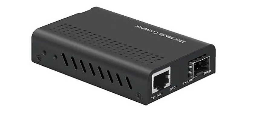 Miniature Full Gigabit 10/100/1000Base-TX to 100/1000Base-FX Media Converter